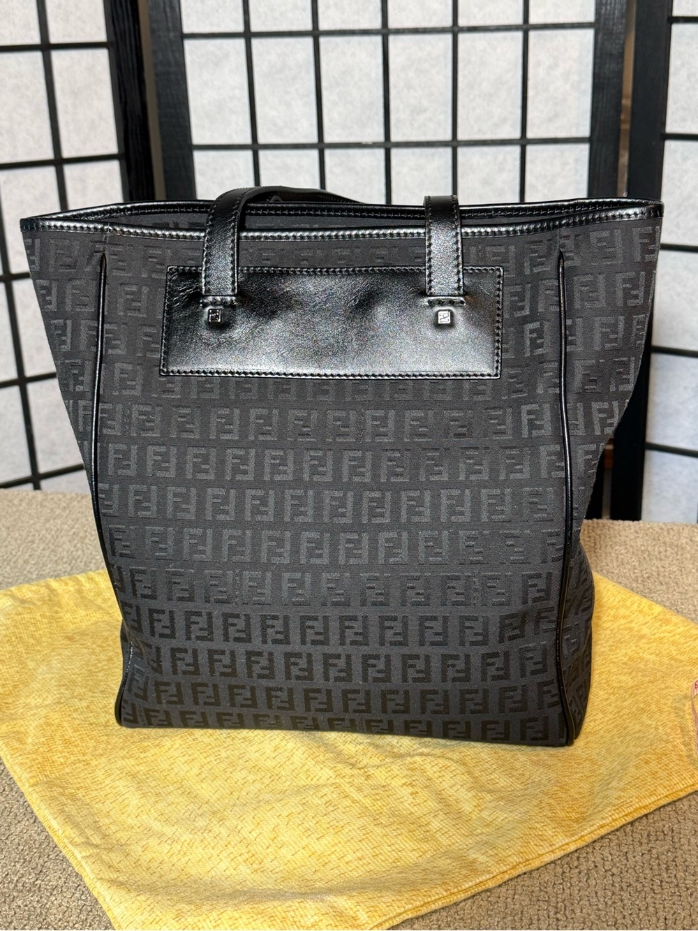 Fendi Zucca Canvas Tote Bag - Picture 2 of 14